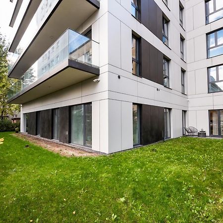 Zlota Sophisticated Apartment Варшава Экстерьер фото