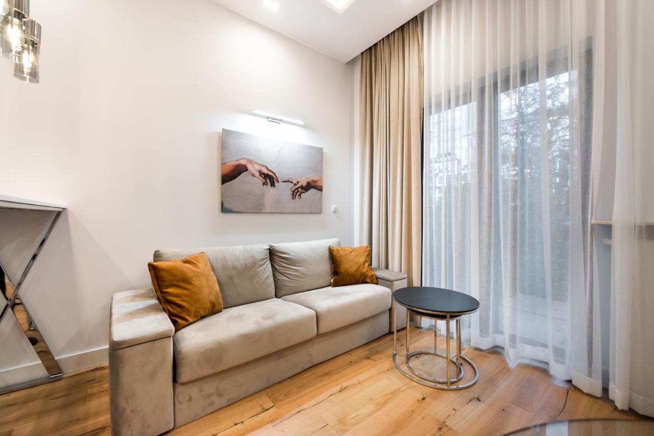 Zlota Sophisticated Apartment Варшава Экстерьер фото